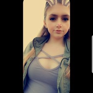 Meet your Posher, Alexis